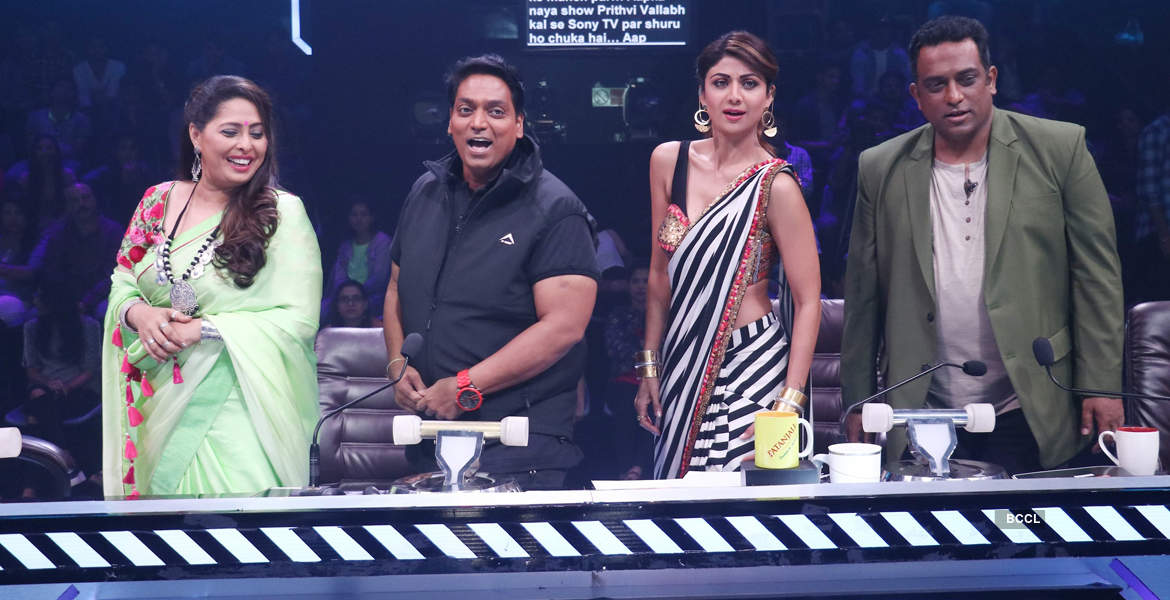 Super Dancer Chapter 2: On the sets