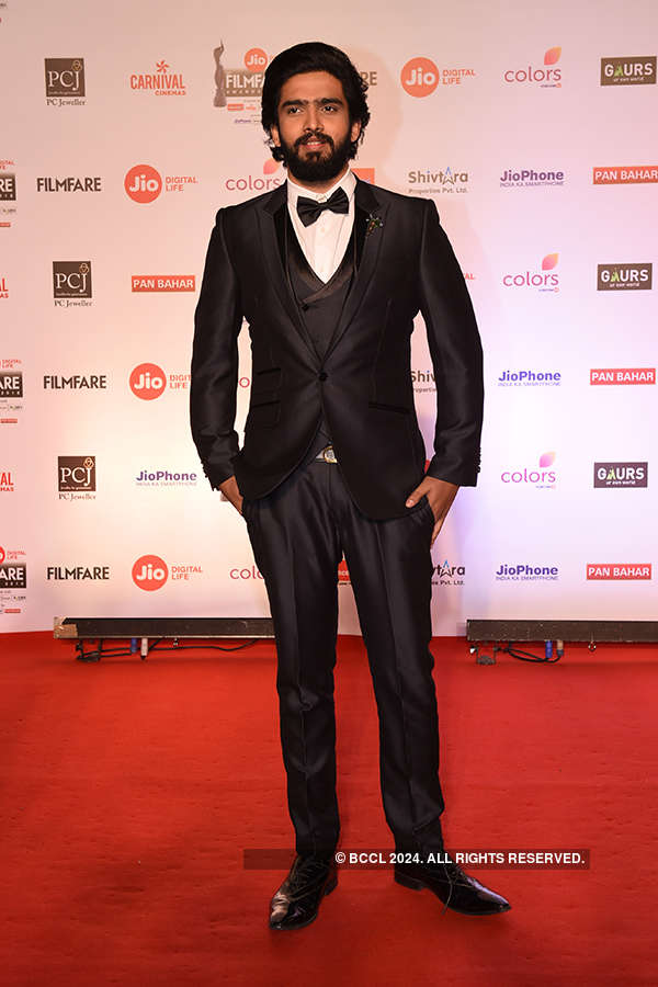 63rd Jio Filmfare Awards: Handsome Hunks