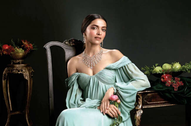 Deepika Padukone Hot XXX