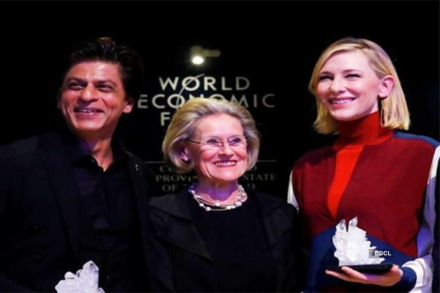 Shah Rukh Khan shares a fanboy moment with Cate Blanchett, honoured with Crystal Award