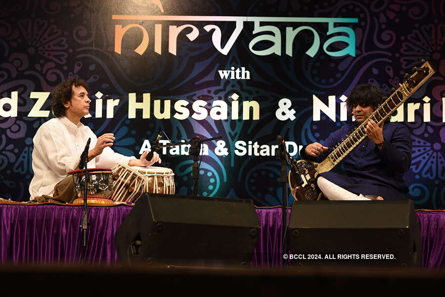 Zakir Hussain and Niladari Kumar live in concert