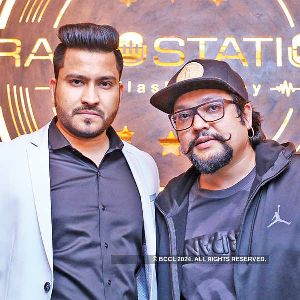 Sunil Divedi And Dj Tatva K During The Launch Of Radio Station Air Bar And Kitchen In The City Photogallery