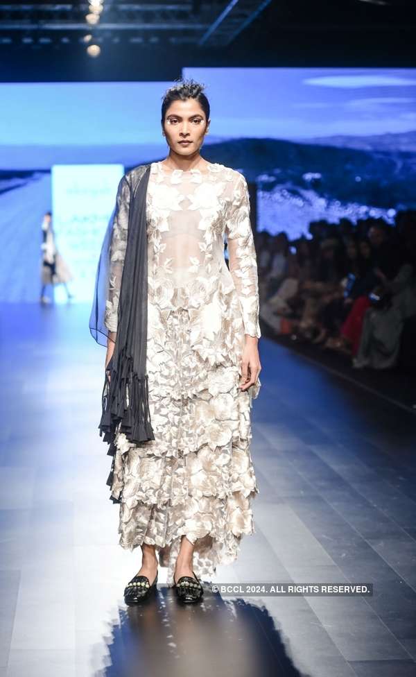 Fashion Week Mumbai '18: Day 4: Aikeyah