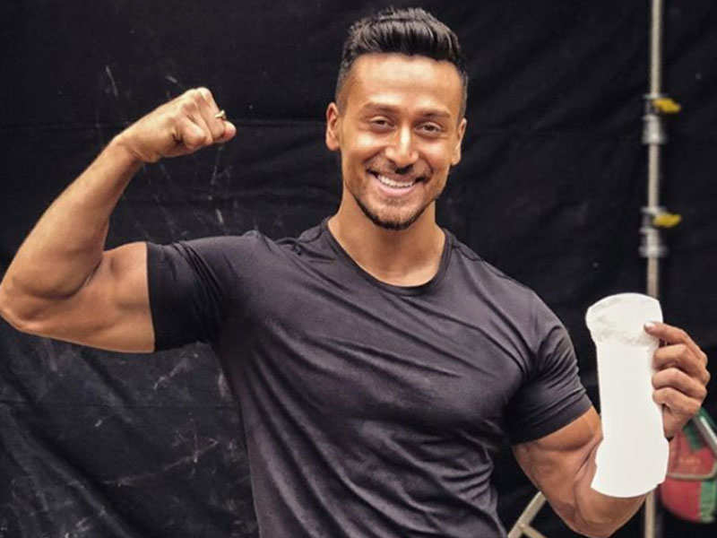 PadMan Challenge: Tiger Shroff poses with a sanitary pad 