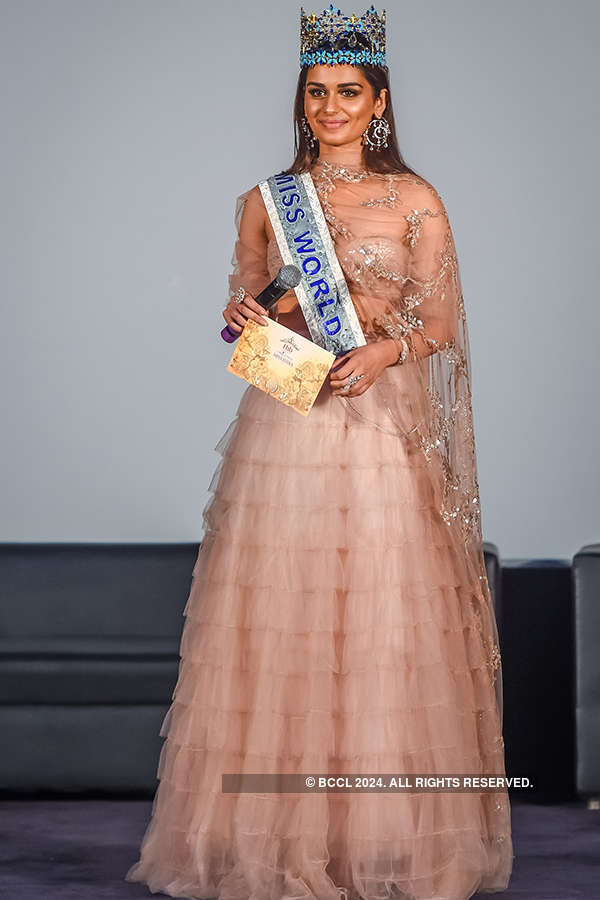 Miss World 2017 Manushi Chhillar & 6 Continental Winners