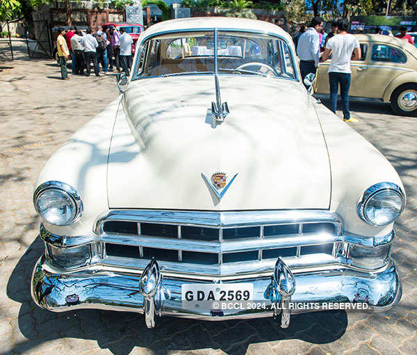 Vintage car rally