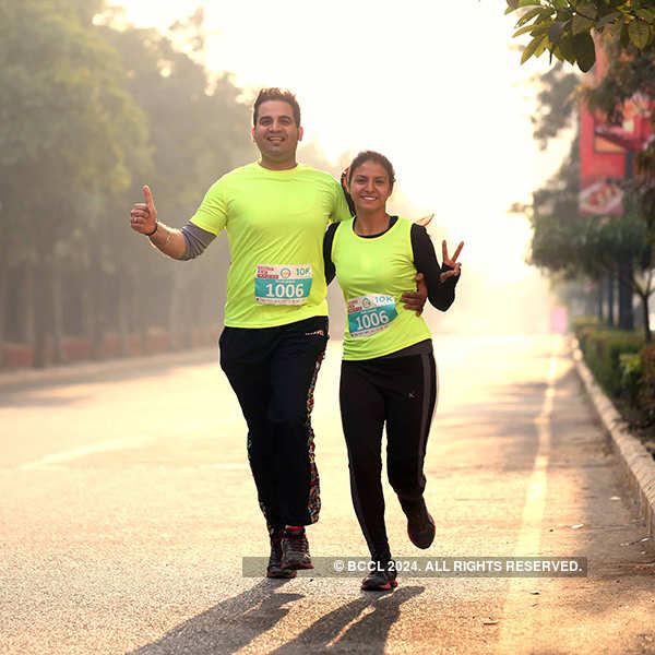 Couples run in Gurgaon for Valentine's Day