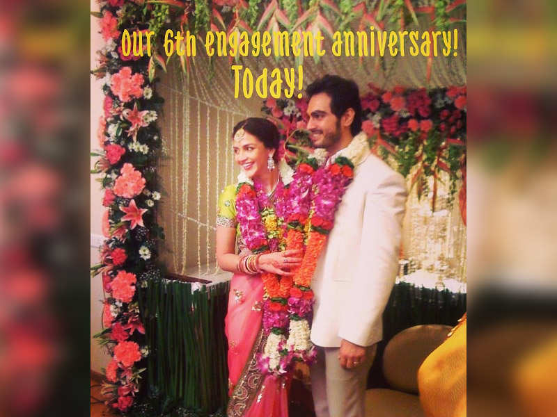 Esha Deol celebrates her engagement anniversary with hubby Bharat Takhtani with an ecstatic picture