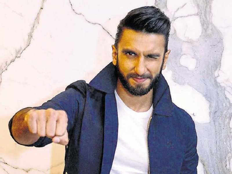 Photos Ranveer Singh on the sets of The Big Picture (2)