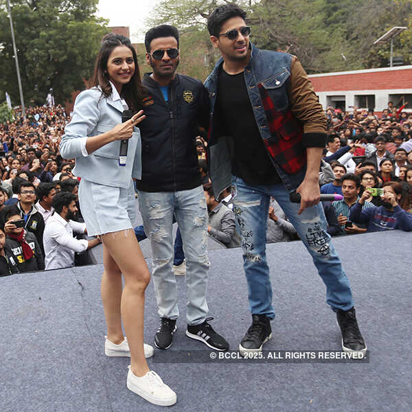 Rakul Preet Singh, Manoj Bajpayee and Sidharth Malhotra