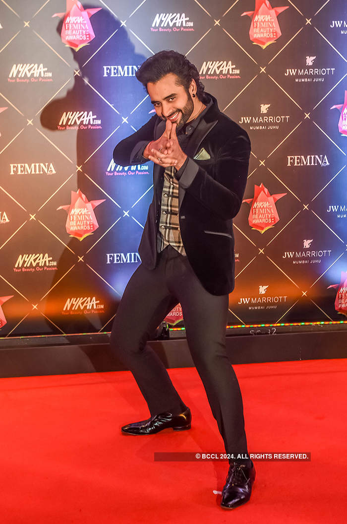 Nykaa.com Femina Beauty Awards 2018 Photos: Bollywood celebrities at their glamorous best