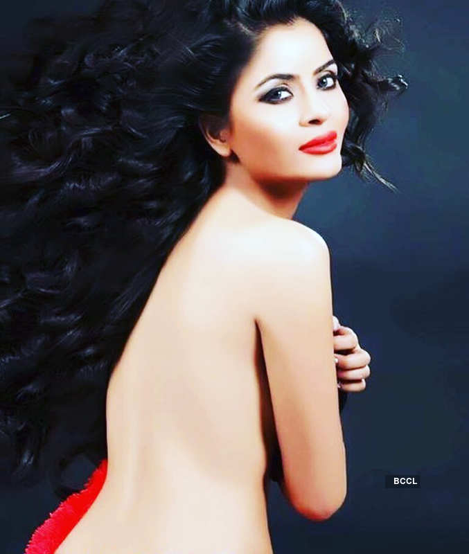 Bold pictures of sultry Indian TV actresses