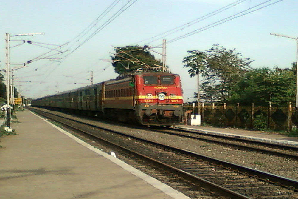 holi special train form chandigrah