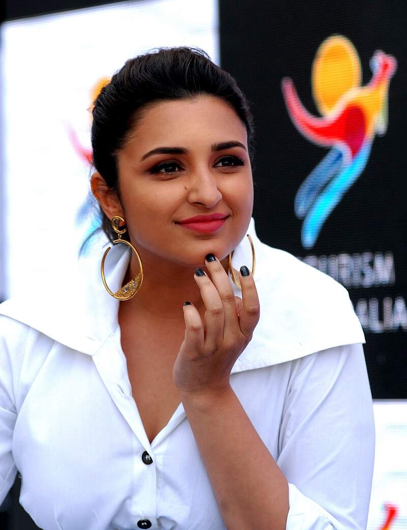 Saxse Heroin Kajol Xxxx - Parineeti Chopra Hot Photos: Latest Hot & Sexy Images & Videos of ...