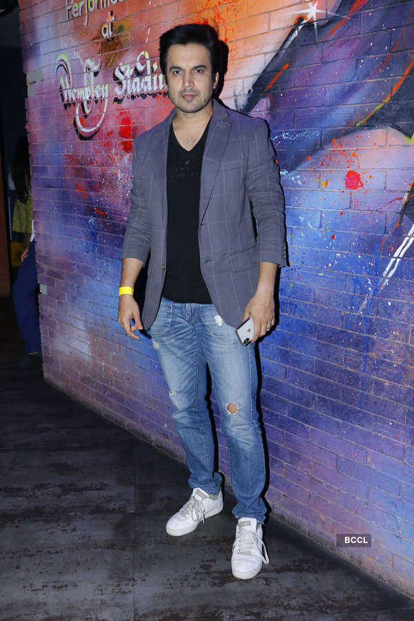 TV celebs attend Box Cricket League's after party