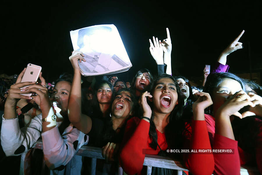 Darshan Raval at Quintessence