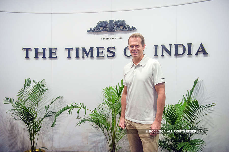 Stefan Edberg visits TOI office