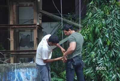 John unveils 'Jhoota Hi Sahi'