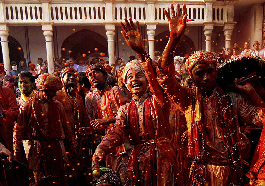 35 vibrant photos of Holi celebrations