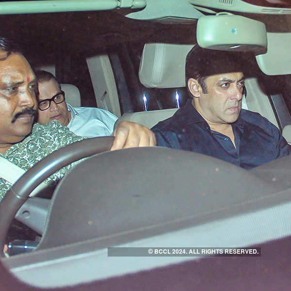 The who’s who of Indian film industry offer condolences at Anil Kapoor's residence
