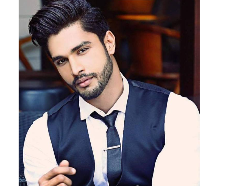 Looks, Lasers and Laurels: Rohit Khandelwal's inspiring journey - Times of  India