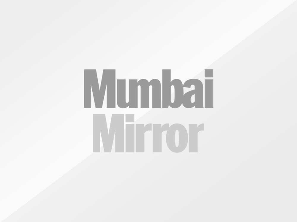 shocking-car-disappears-in-seconds-as-rcc-work-on-well-caves-in-in-ghatkopar