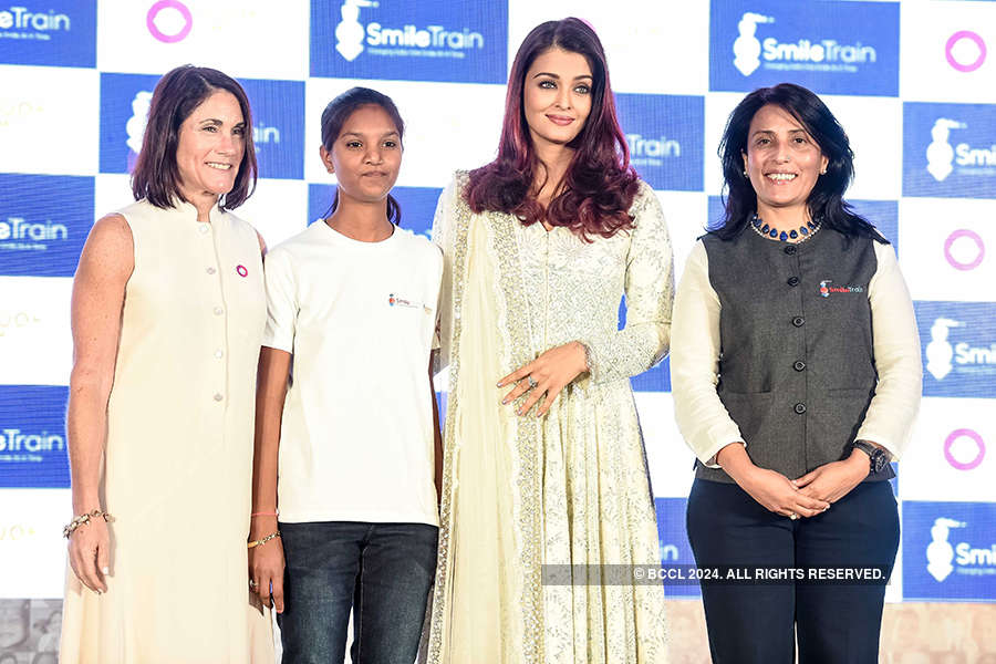Aishwarya attends charity event