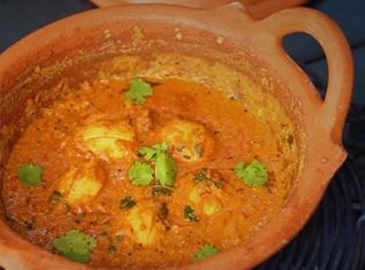 How to make Claypot Egg Curry - Times Food