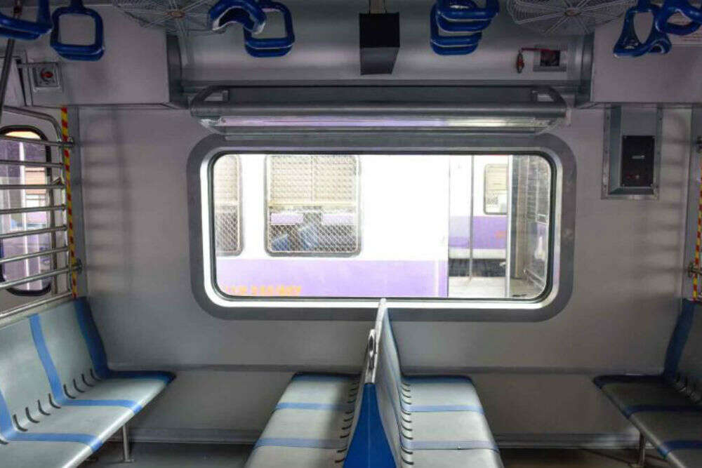 Mumbai AC local train – everything you need to know Mumbaiaclocal2-866x487