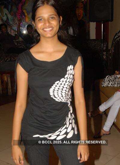 R S Mundle School batch '08 reunion bash