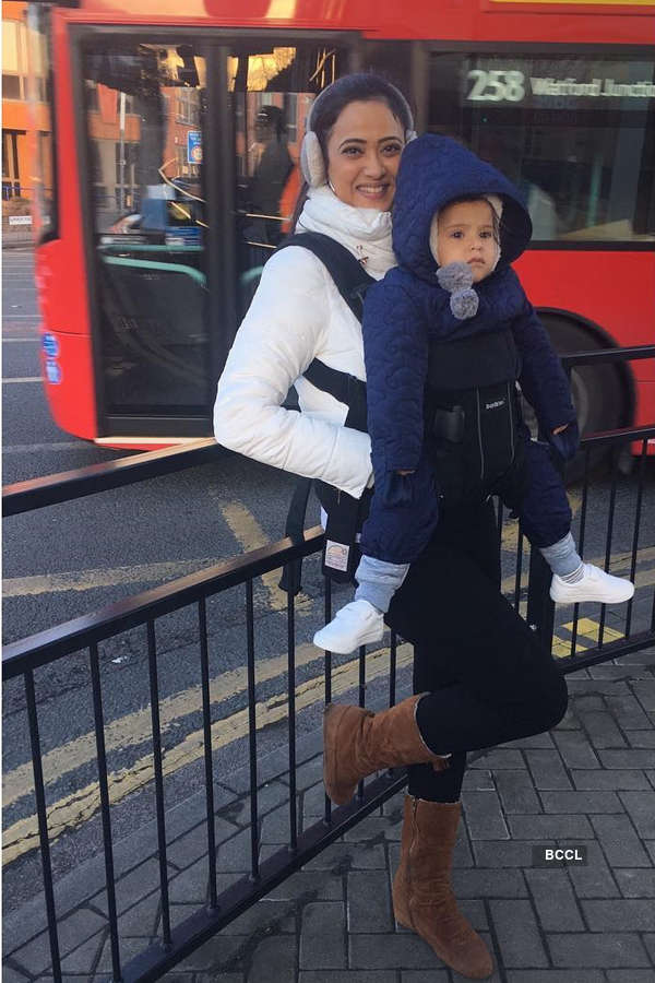 Shweta Tiwari enjoys vacations with her son