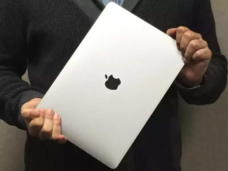 CheaperApple MacBook