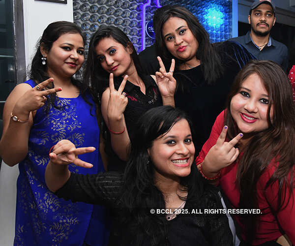 Shilpi, Mallika, Aditi, Debosree and Saptoporni