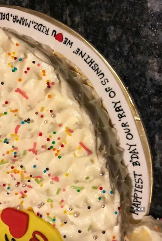 Hrehaan Roshan birthday cake