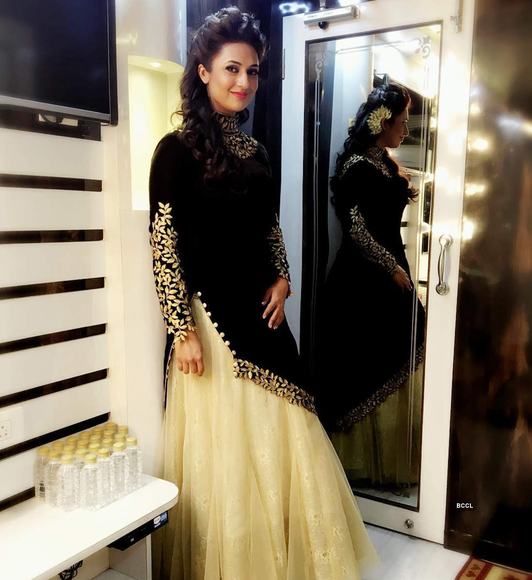 Divyanka Tripathi's London outifits will give you major fashion goals!