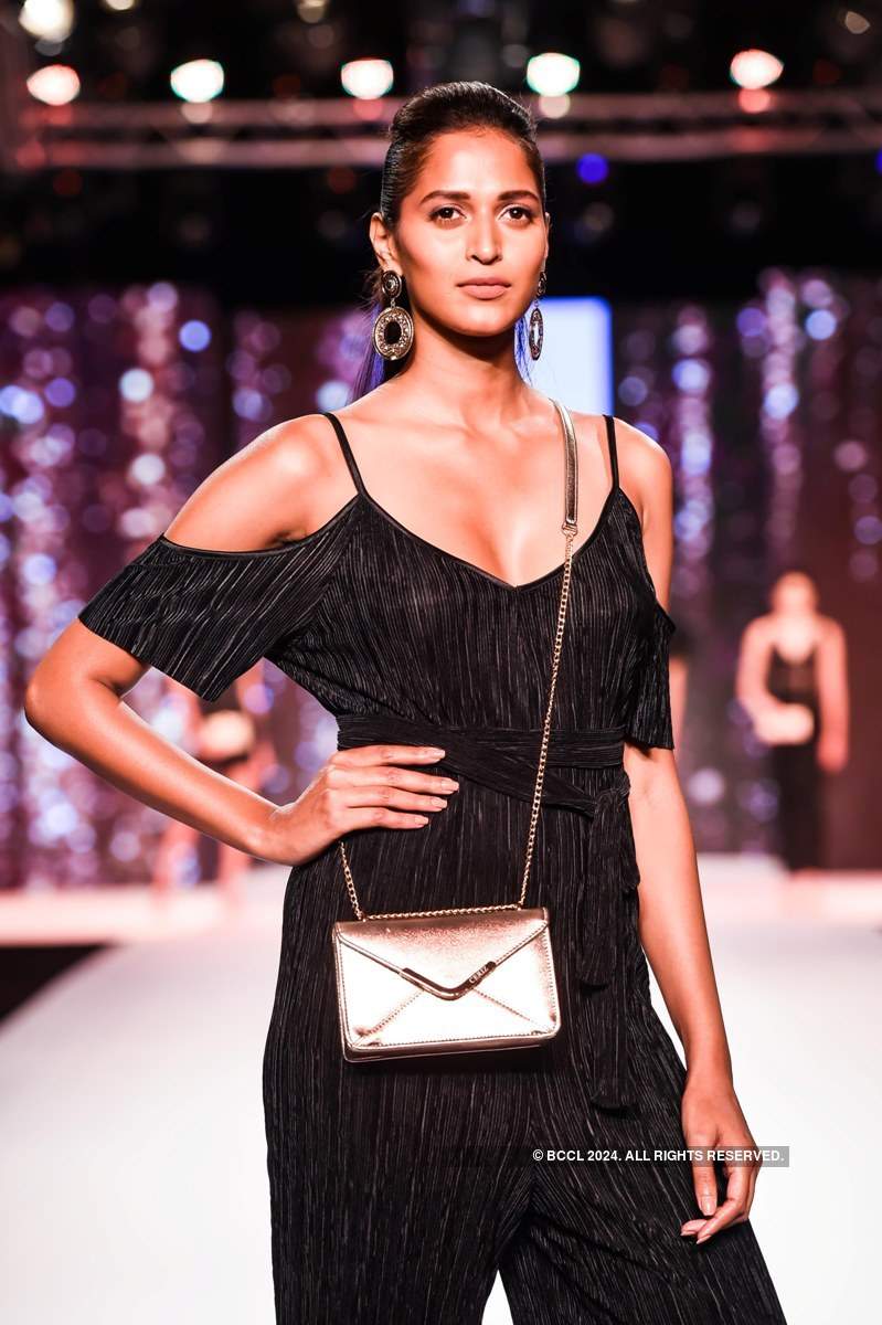 Bombay Times Fashion Week 2018: Ceriz - Day 2