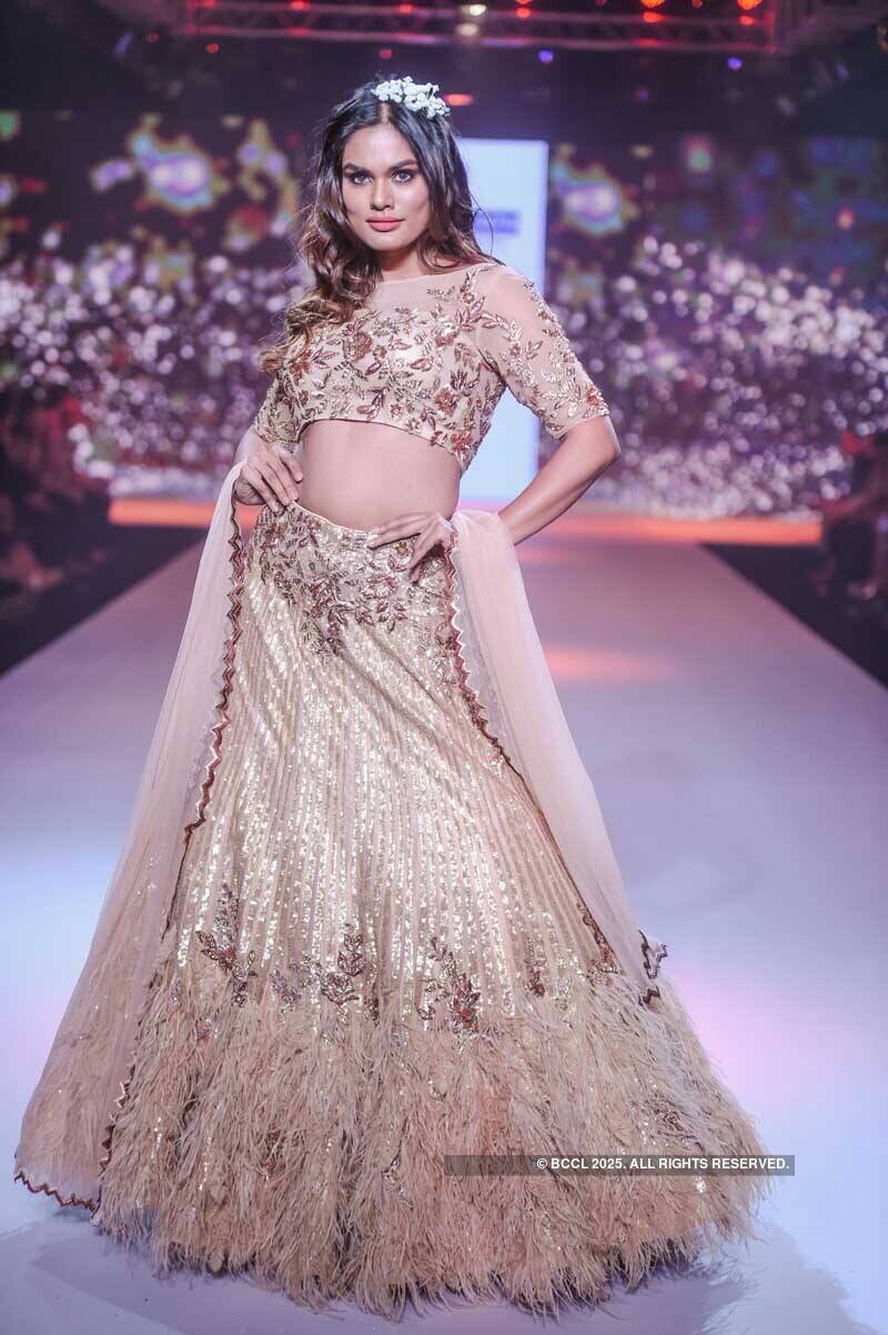 Bombay Times Fashion Week 2018: Dr Tvacha presents Archana Kochhar