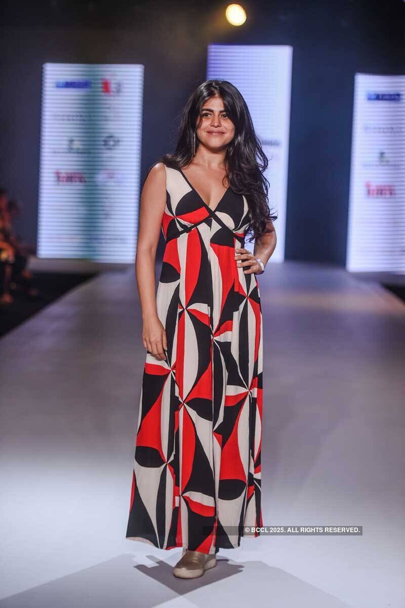 Bombay Times Fashion Week 2018:  Dr Tvacha presents Archana Kochhar - Day 3