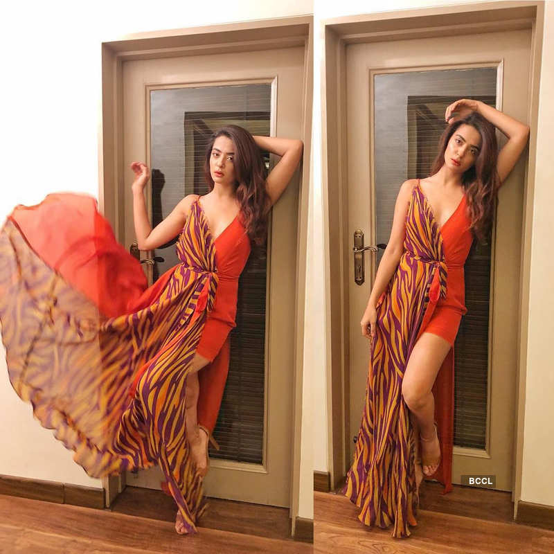 Surveen Chawla goes bold and beautiful for her photoshoot
