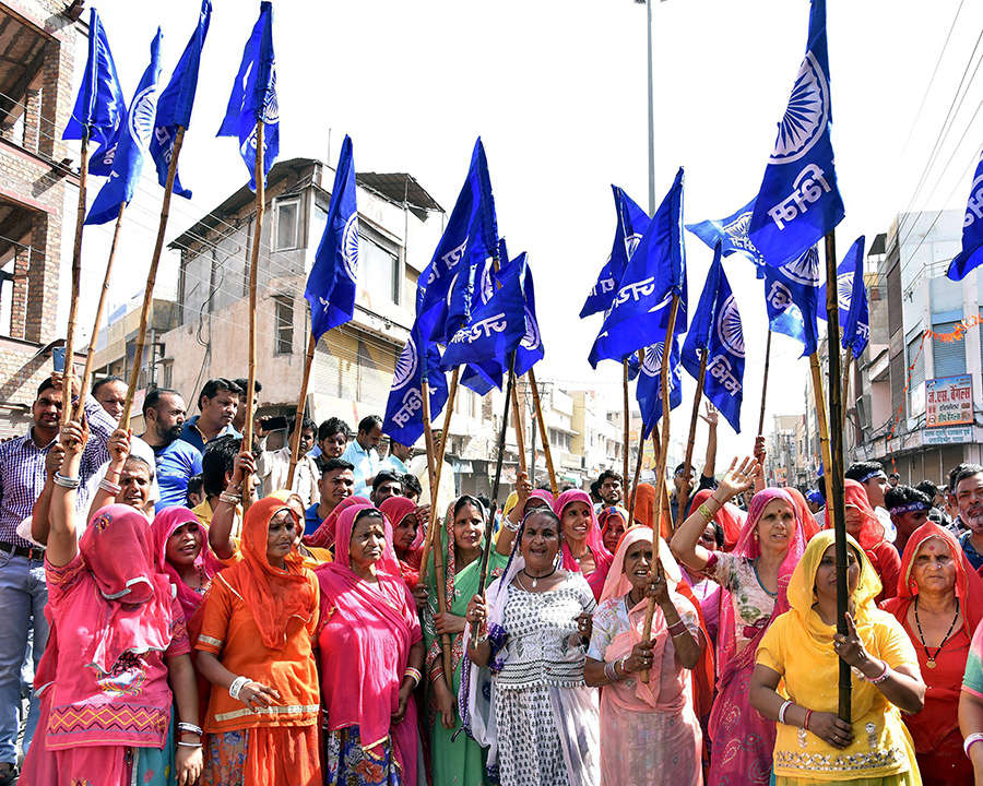 Students Stage A Protest At Women’s College Science Block During ...