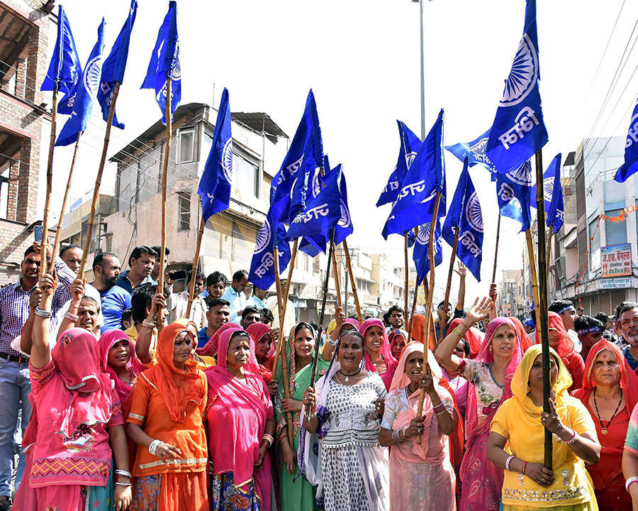 Bharat Bandh: Dalit protests turn violent across India