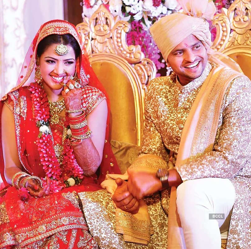 Suresh Raina celebrates his 3rd anniversary, see wedding pictures
