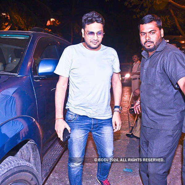 Celebs visit Salman Khan as he returns home after blackbuck case verdict