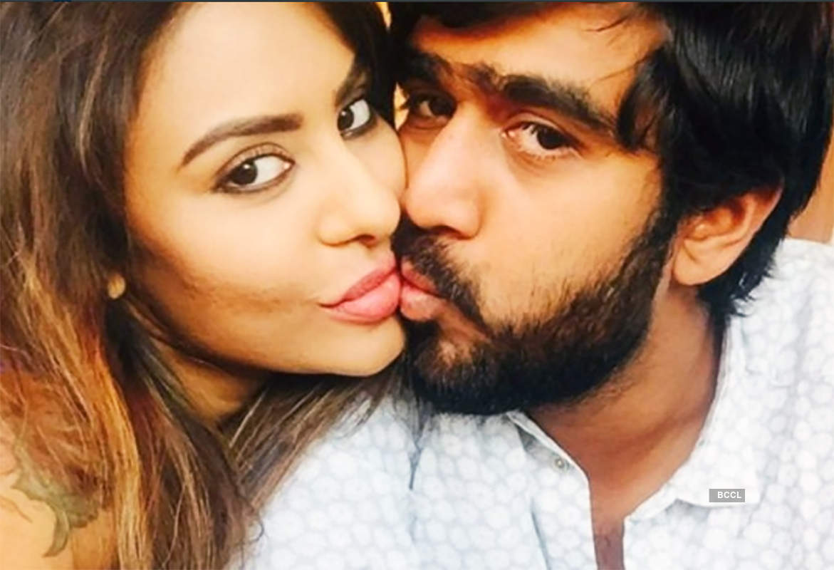 After accusing Abhiram Daggubati of exploiting her, actress Sri Reddy released screenshots of private Whatsapp chat with Suresh Babu's son