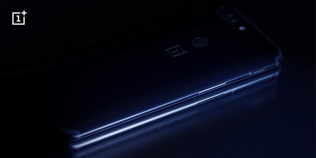 This is the first official image of OnePlus 6
