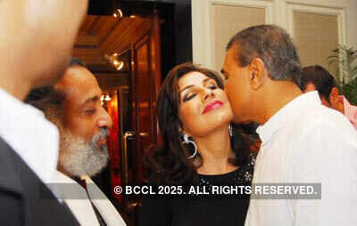 Art exhibition by Aslam Shaikh