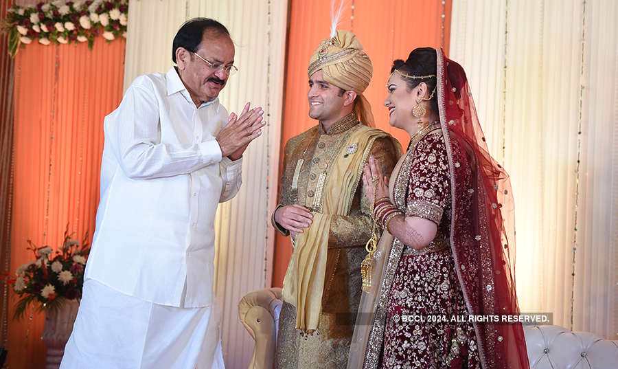 Tina Dabi and Athar Aamir-ul-Shafi Khan's wedding reception