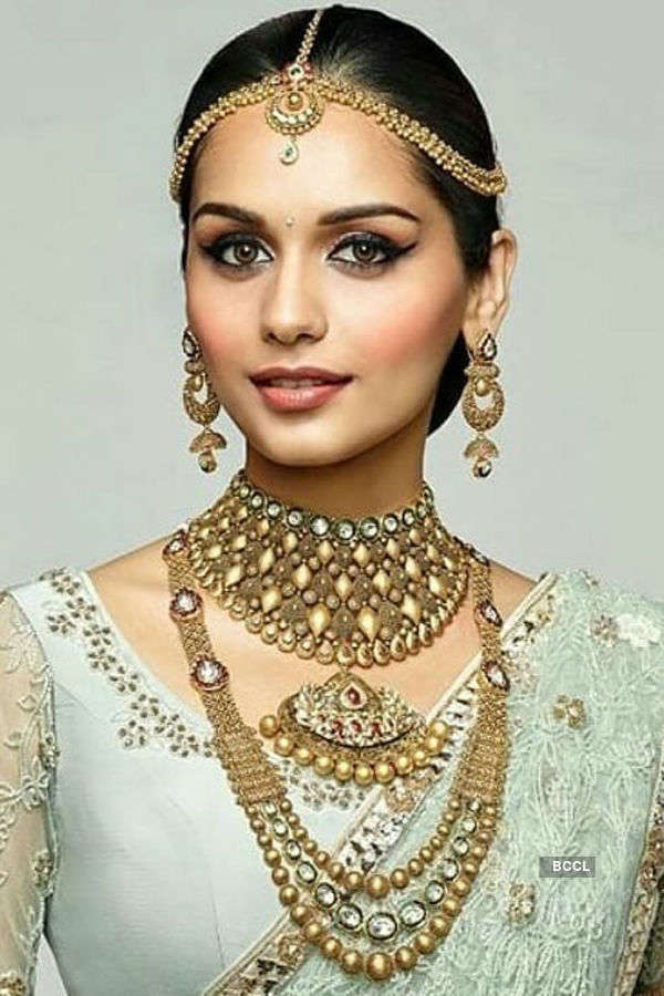 Manushi Chhillar looks classic in her recent jewellery shoot ...