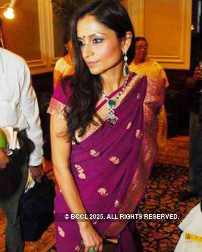 Art exhibition by Aslam Shaikh