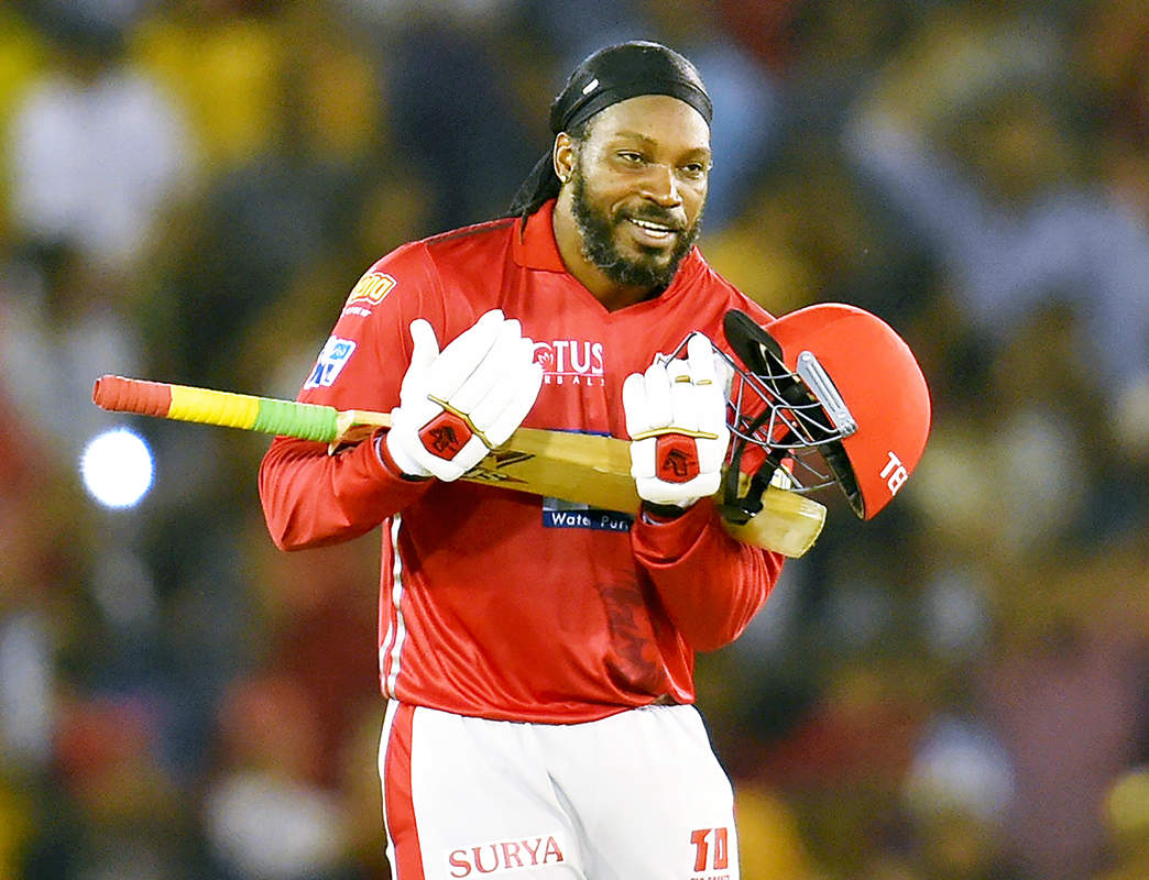 These candid pictures of Preity Zinta & Chris Gayle’s impromptu ‘bhangra’ at IPL 2018 are winning the internet!